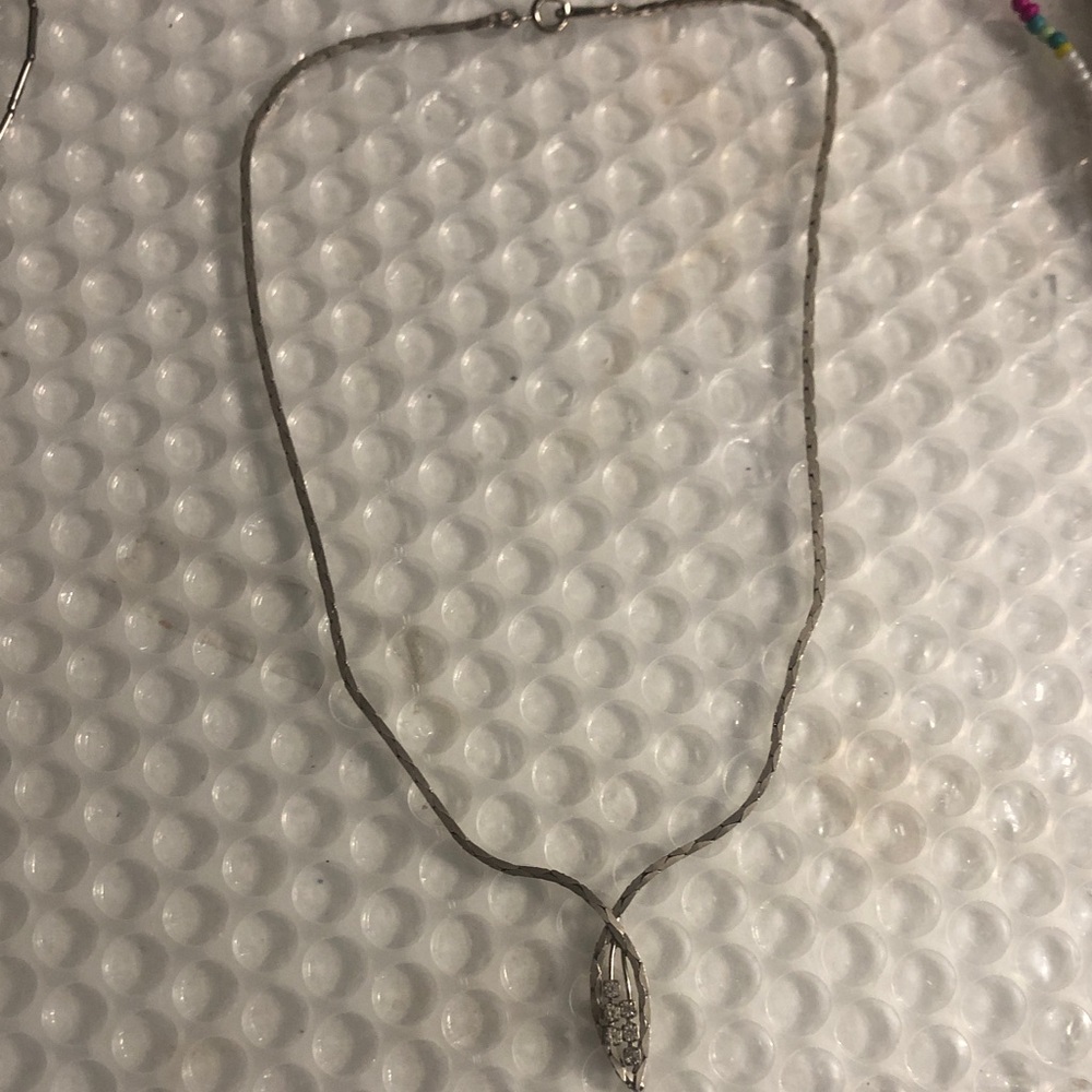 Chic Silver Pendant Necklace